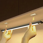 Slim aluminum LED wardrobe lamp rechargeable with sensor